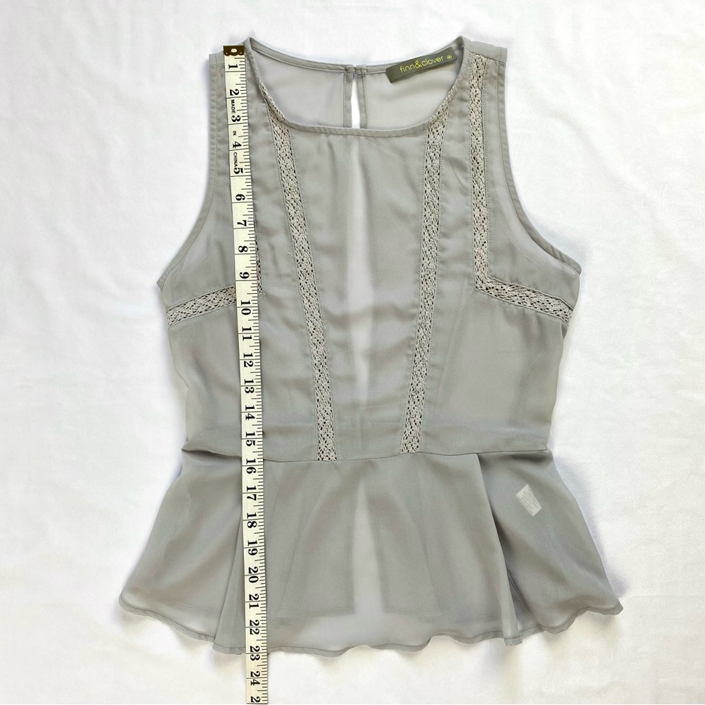 Athro FINN & CLOVER Sheer Gray Lace Trim Peplum Blouse Size M-Juniors (EUC) - Picture 9 of 14